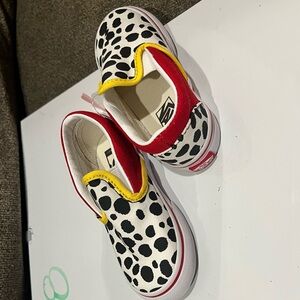 Vans. Nwt size 8